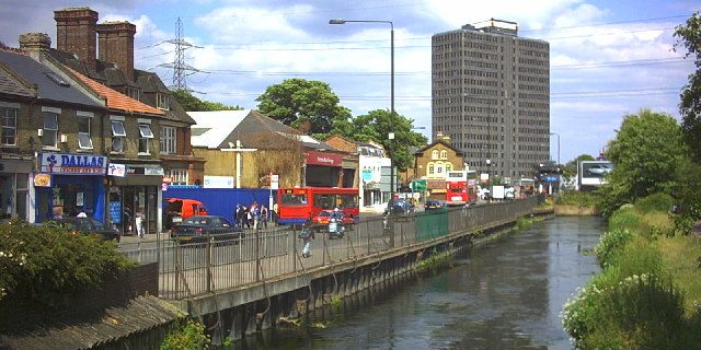 Taxi Transfer from Merton to Heathrow Airport