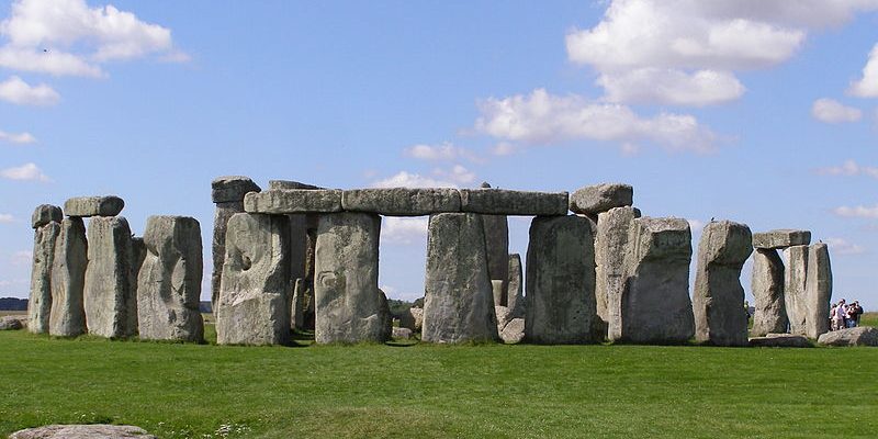 Taxi Transfer from Heathrow Airport to Stonehenge