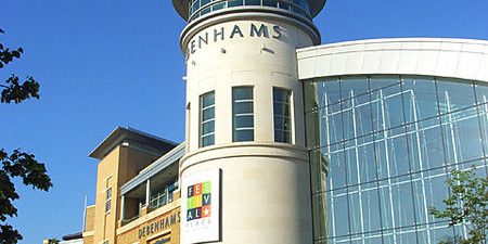 Taxi Transfer from Basingstoke to Luton Airport