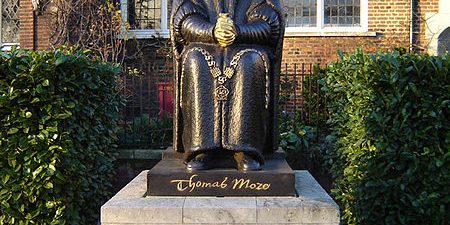 Taxi Transfer from Chelsea to Gatwick Airport