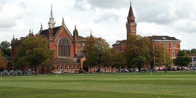 Airport Transfer from Dulwich to Heathrow Airport