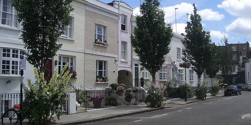 Airport Transfer from Earls Court to Stansted Airport