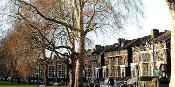 Airport Transfer from East Dulwich to Luton Airport