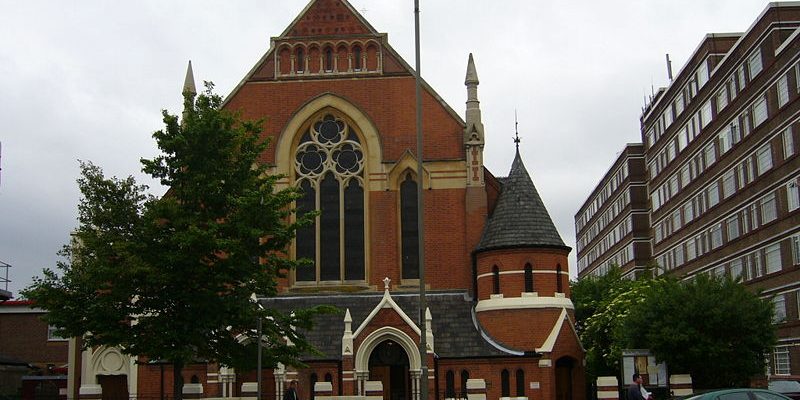 Taxi from Balham to Gatwick Airport