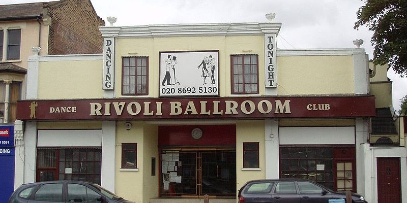 Taxi Transfer from Brockley to Gatwick Airport