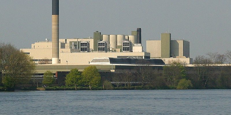 Taxi Transfer from Mortlake to Gatwick Airport