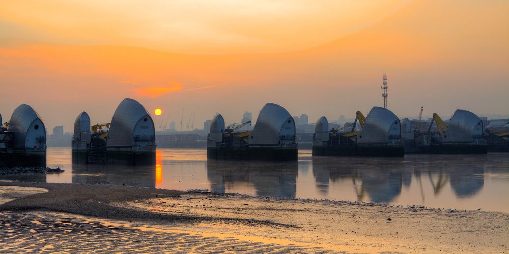 london-city-airport-transfer-to-charlton Taxi Transfer from Charlton to London City Airport