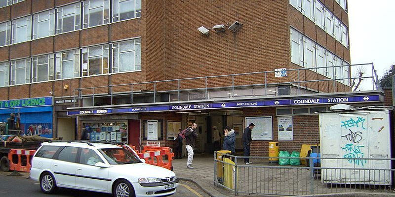 Taxi Transfer from The Hyde to London City Airport