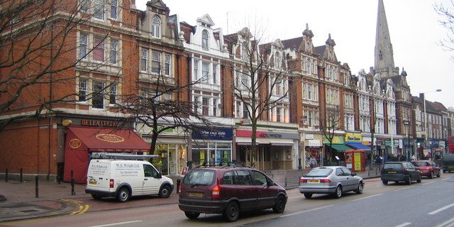 Airport Transfer from Ealing to Stansted