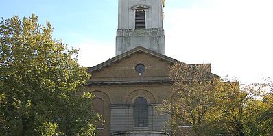 Airport Transfer from Hackney Central to City Airport