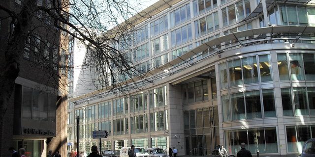 Taxi from City of London EC4 to Gatwick Airport