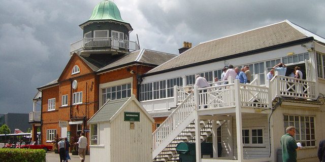 Taxi Transfer from Cobham to Gatwick Airport