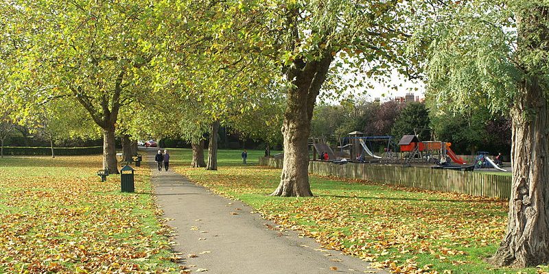 Taxi Transfer from Hornsey to Gatwick Airport