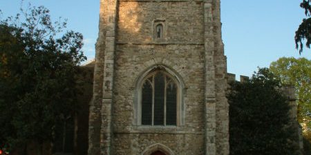 Airport Transfer from Lower Edmonton to Gatwick