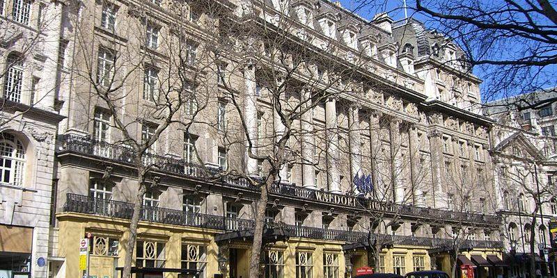 Taxi from Westminster WC2 to Gatwick Airport