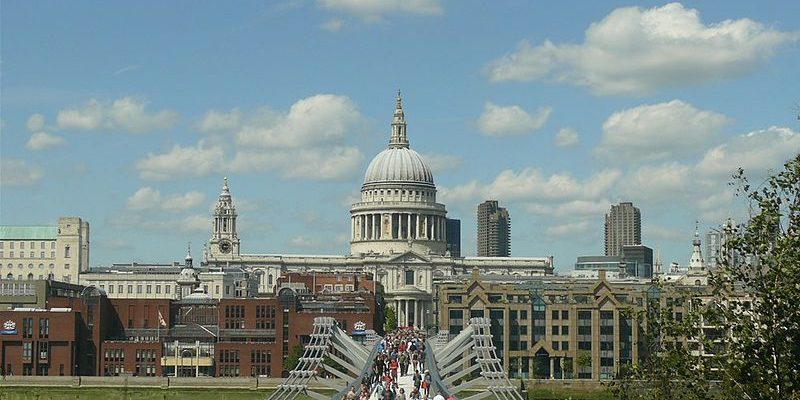 Taxi from City of London EC4 to Heathrow Airport