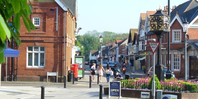 Taxi Transfer from Cobham to Heathrow Airport