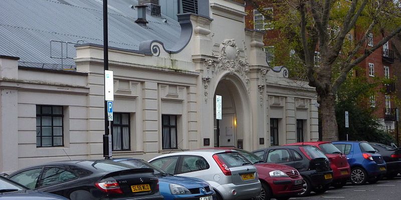 Airport Transfer from Maida Hill to Heathrow