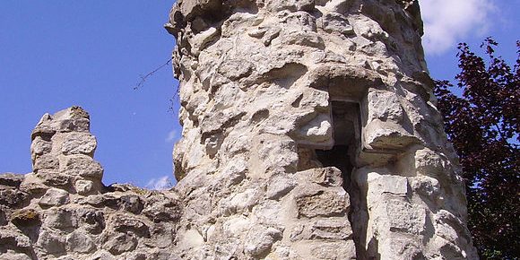 Taxi Transfer from Reigate to Heathrow Airport