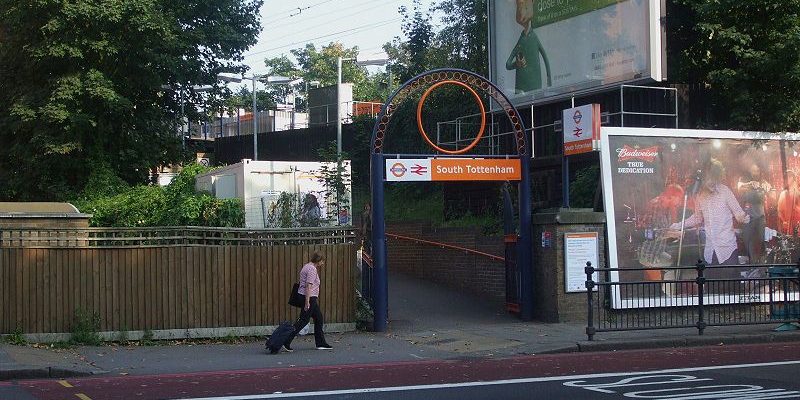 Taxi from South Tottenham to Heathrow Airport