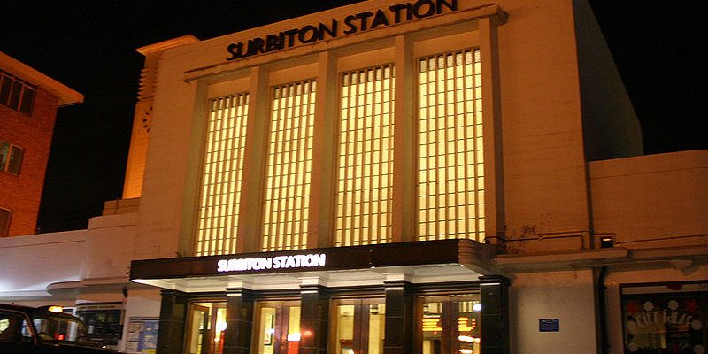 Taxi Transfer from Surbiton to Heathrow Airport