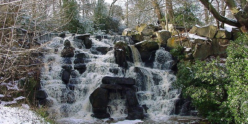 Taxi from Virginia Water to Heathrow Airport