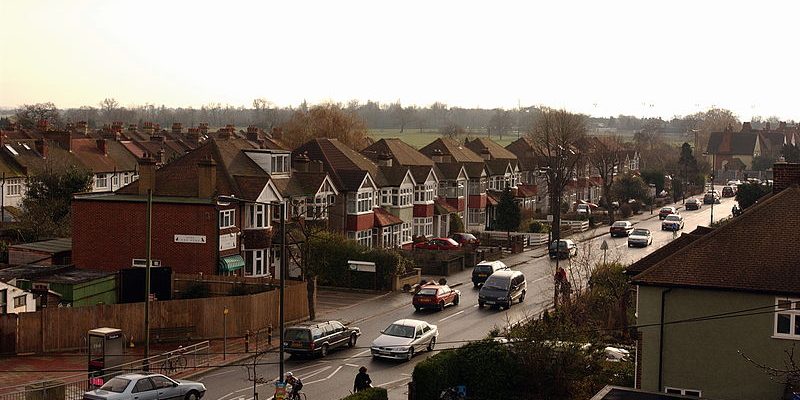 Taxi Transfer from West Wimbledon to Heathrow Airport