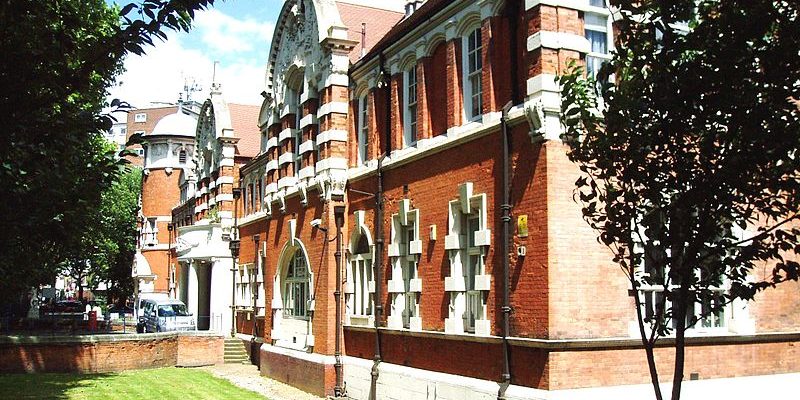 Airport Transfer from Forest Gate to London City AIrport