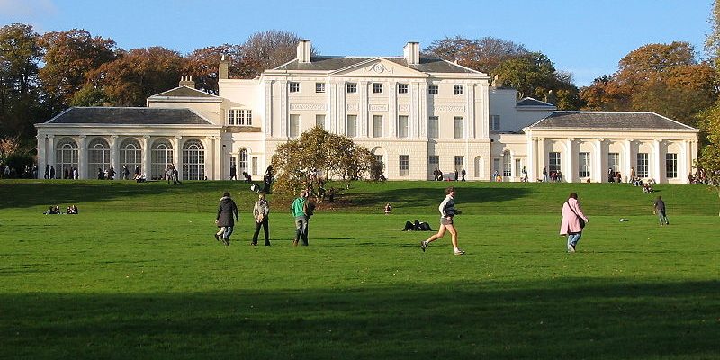 Taxi Transfer from Highgate to London City Airport