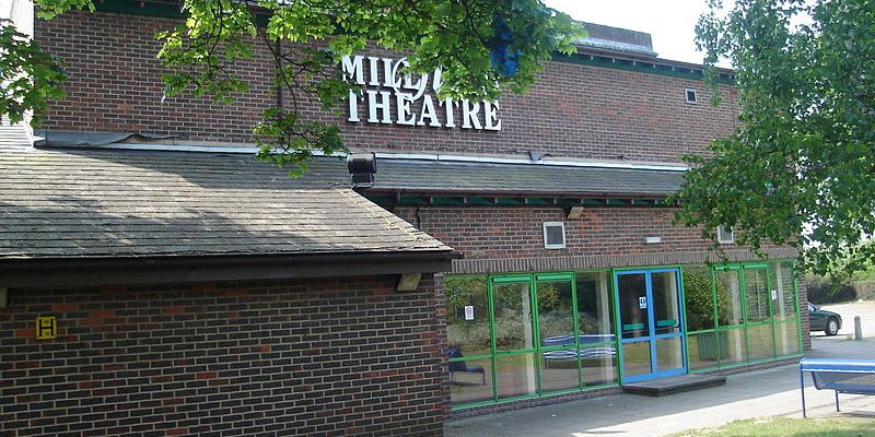 Airport Transfer from Lower Edmonton to London City Airport