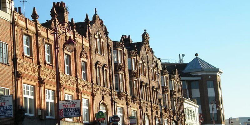 Taxi Transfer from Surbiton to London City Airport