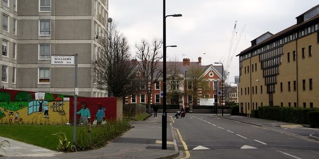 Taxi Transfer from West Ealing to London City Airport