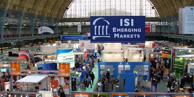 Taxi Transfer from West Kensington to London City Airport