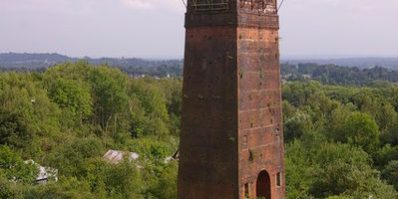 Taxi Transfer from Betchworth to Luton Airport