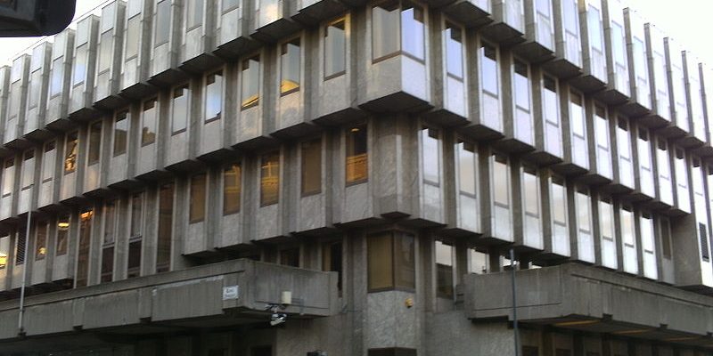 luton-airport-transfer-to-city-of-london-ec2 Taxi from City of London EC2 to Luton Airport