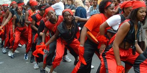 Taxi Transfer from Notting Hill to Luton Airport