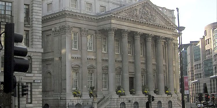 Taxi from City of London EC4 to Stansted Airport