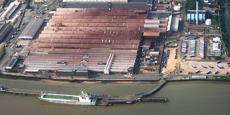 Taxi Transfer from Dagenham to Gatwick Airport