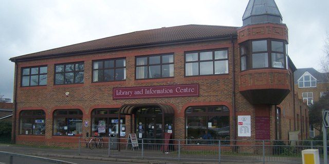 Taxi Transfer from Swanley to Gatwick Airport