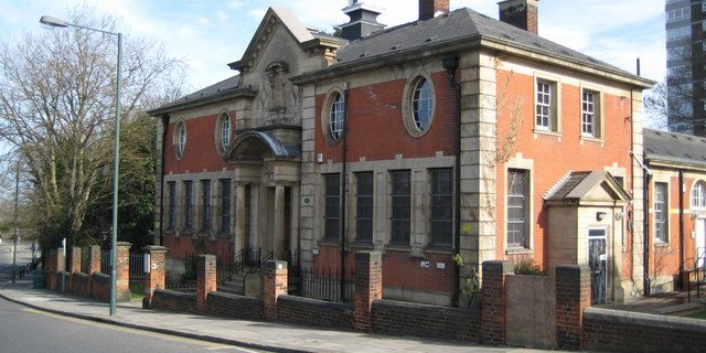 Taxi Transfer from Erith to Heathrow Airport