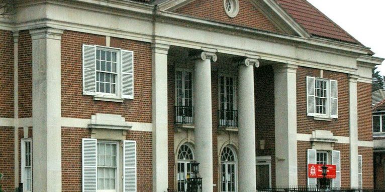 Taxi Transfer from Purley to Heathrow Airport