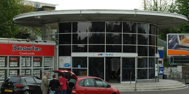 Taxi Transfer from Redhill to Heathrow Airport