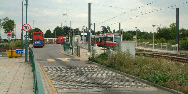 Taxi from South Croydon to London City Airport