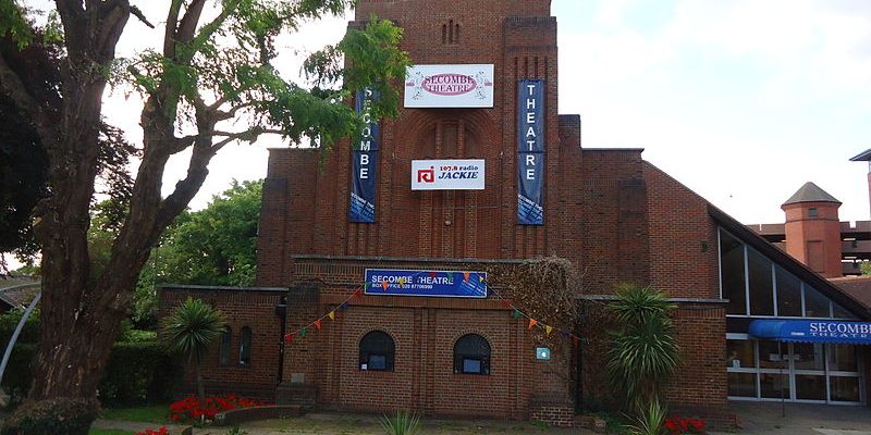 Taxi Transfer from Sutton to London City Airport