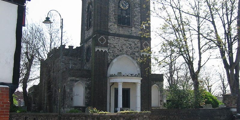 Taxi Transfer from Dagenham to Luton Airport