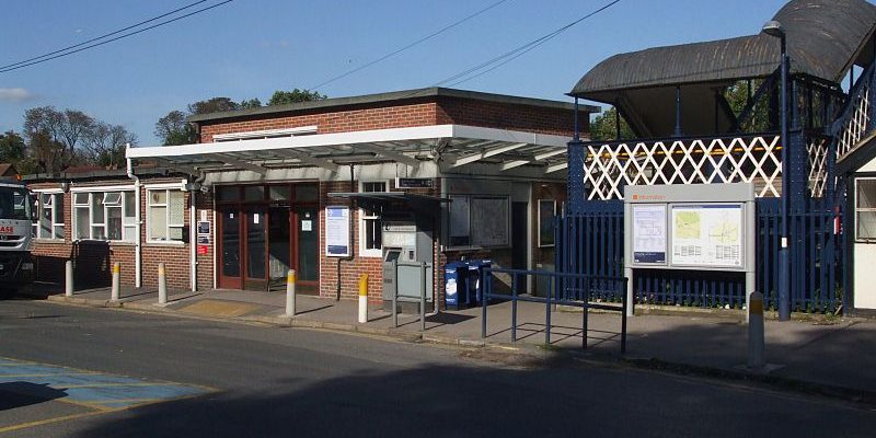 luton-airport-transfer-to-west-wickham Taxi from West Wickham to Luton Airport