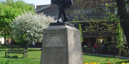 stansted-airport-transfer-to-gravesend Taxi Transfer from Gravesend to Stansted Airport