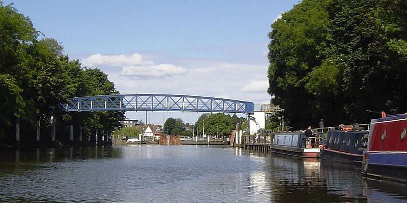 Taxi Transfer from Teddington to Stansted Airport