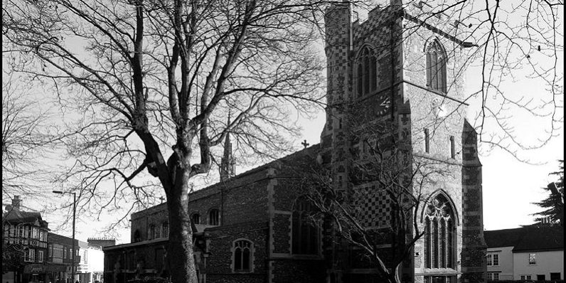 Taxi Transfer from Barnet to Gatwick Airport