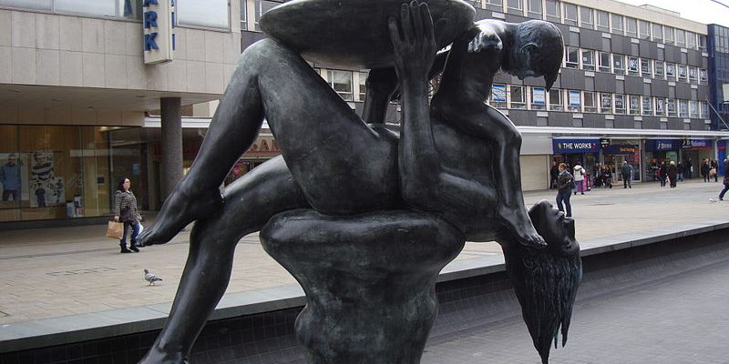 Taxi Transfer from Basildon to Gatwick Airport